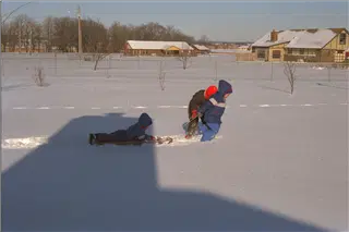 small_9400 1026 cew family, flowersImg0082.webp